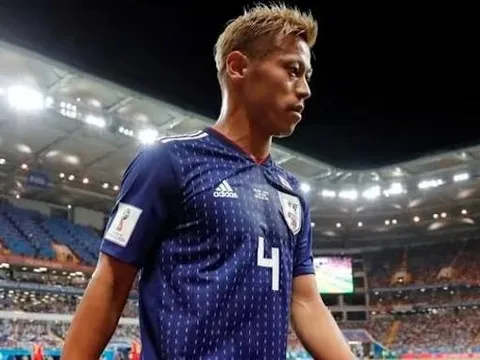 Huyền thoại Nhật Bản sang Singapore chơi bóng