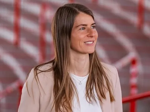 Nữ HLV 9x đi vào lịch sử bóng đá nam châu Âu