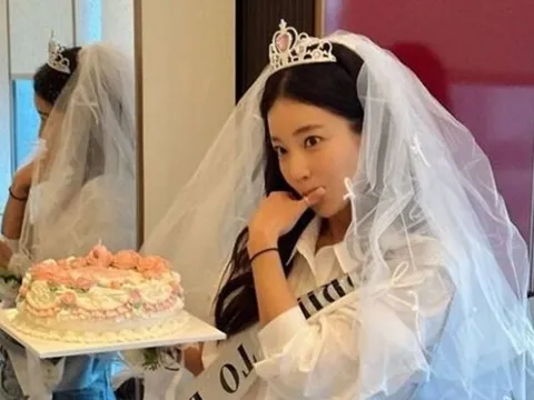 Bạn thân Song Hye Kyo tái hôn?