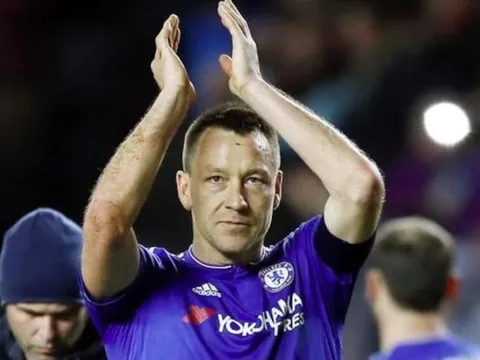 Terry mua lại đội bóng Anh