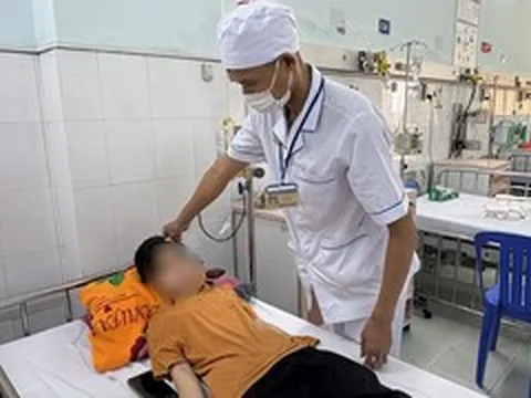 Nắng nóng kéo dài, trẻ mắc bệnh về đường tiêu hóa gia tăng