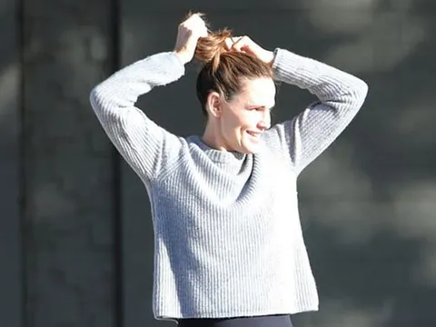 Jennifer Garner gây chú ý sau cuộc hội ngộ với chồng cũ Ben Affleck