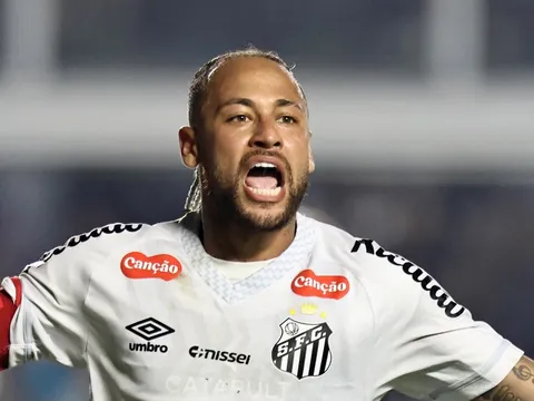 Chuyến tàu lượn khó tin của Neymar