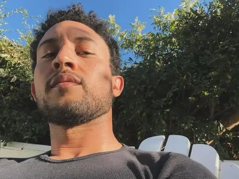 Ngôi sao nhí thập niên 90 khiến người hâm mộ 'phát cuồng' với ảnh đời thường