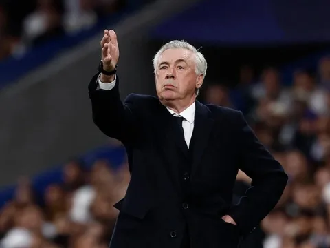 Không ai có thể giúp Real Madrid ngoài việc mời lại Ancelotti