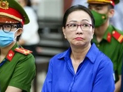 Những lần điều chỉnh giá bộ sưu tập du thuyền của bà Trương Mỹ Lan