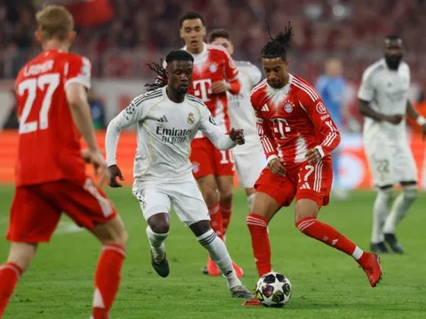 Camavinga tự hủy vì sai lầm cũ