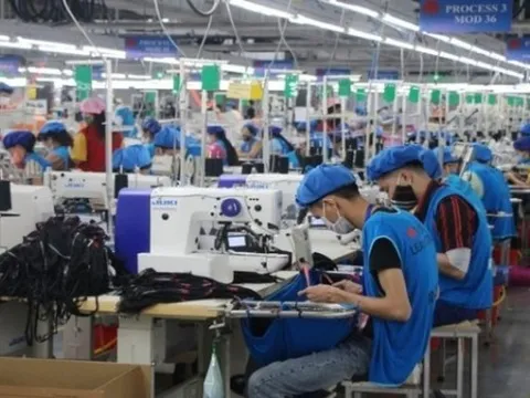 Đến lúc nhà sản xuất Việt rũ bỏ tư duy làm thuê!