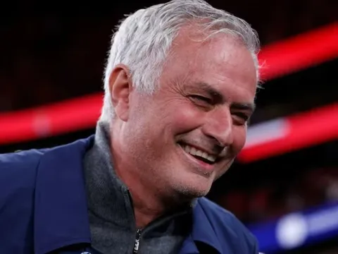 Mourinho cảnh báo Real Madrid về Mbappe, Vinicius