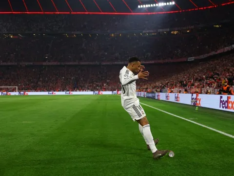 Mbappe vẫn bất lực trước Champions League