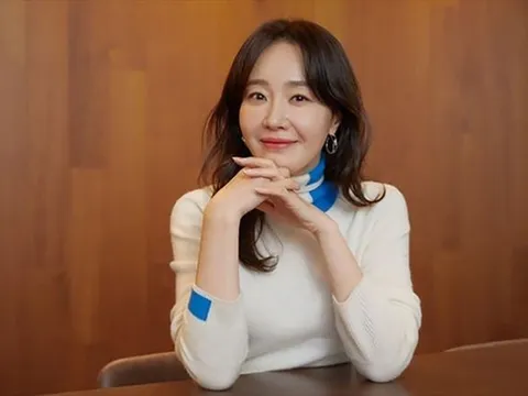 Tình trạng của nữ diễn viên Uhm Ji Won sau khi gặp chấn thương nghiêm trọng