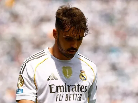 Căn bệnh khiến sao Real Madrid nhập viện sau vài ngày