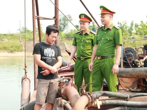 Nhận diện khó khăn, tăng cường đấu tranh với “cát tặc” trên sông Lam