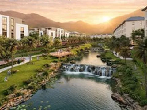 Tỷ phú Phạm Nhật Vượng bất ngờ tung “cú nổ" lớn gây choáng váng toàn thị trường khi nhiều đại gia BĐS vẫn đang "đau đầu" vì lãi suất