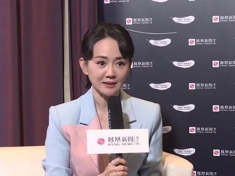 Sao nữ Trung Quốc tiết lộ từng 'cận kề cửa tử' sau khi sinh con ở tuổi 45