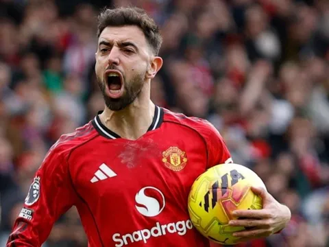 Bruno Fernandes đi vào lịch sử MU