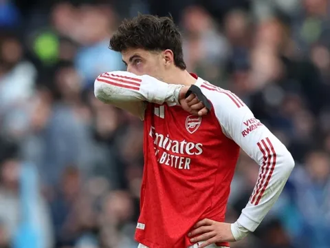 Bùng nổ tranh cãi sau thất bại của Arsenal