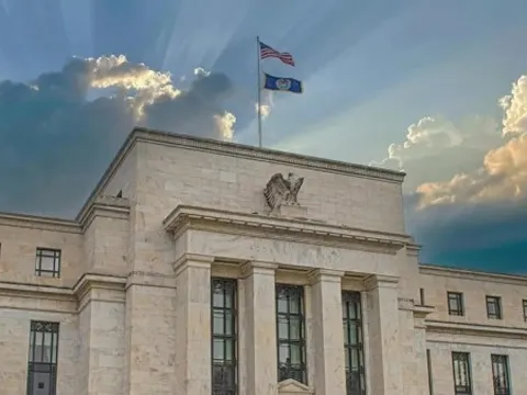 Tâm điểm tranh cãi chính trị tại Mỹ trong cuộc đua ghế Chủ tịch Fed