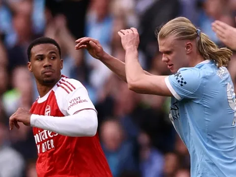 Haaland đáp trả khi Gabriel thoát thẻ đỏ