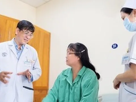 Cứu 2 bệnh nhân ung thư vú mang đột biến gen nguy hiểm