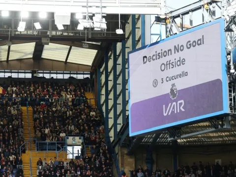 Giải đấu Anh nói không với VAR kiểu mới