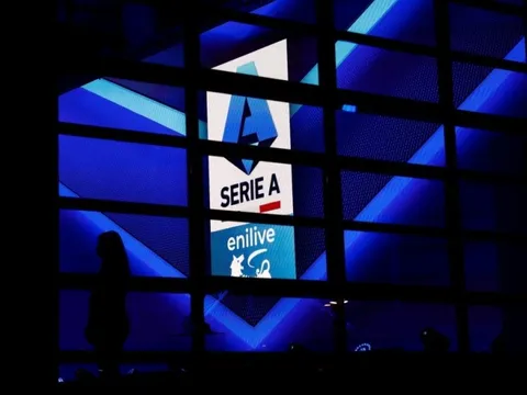 Đường dây mại dâm triệu euro gây sốc Serie A