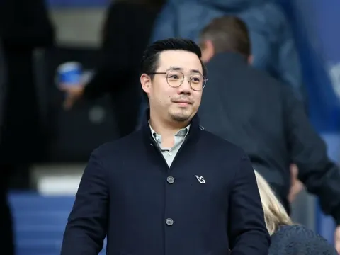 Phản ứng của sếp lớn khi Leicester City sụp đổ