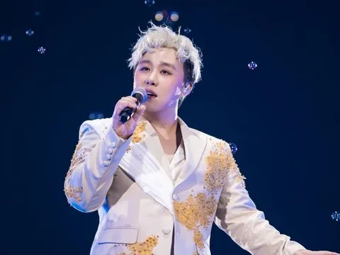 Loạt động thái lạ của ca sĩ Trung Quân giữa lúc bị réo tên