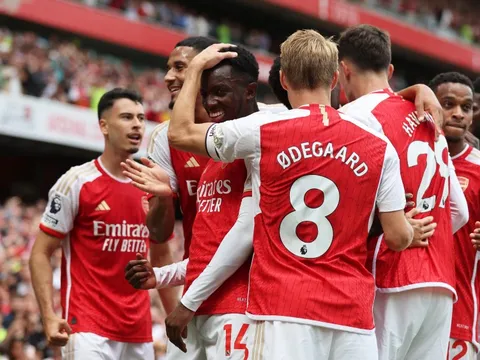 Dù bị chế giễu, Arsenal vẫn sáng cửa vô địch hơn Man City