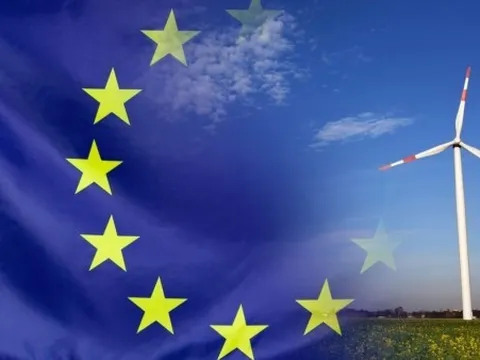 EU tung loạt biện pháp 'hạ nhiệt' giá năng lượng, đề xuất trợ cấp và giảm thuế điện