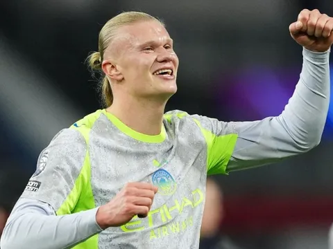 Arsenal mất ngôi đầu vào tay Man City