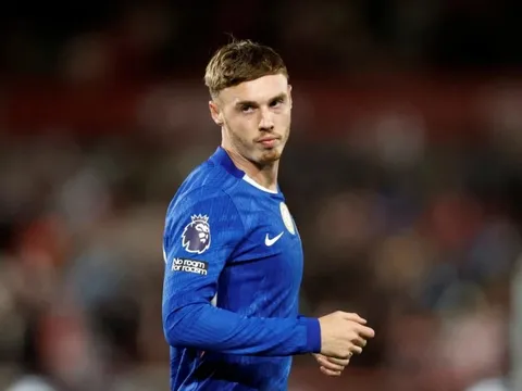 Palmer kiếm tiền triệu giữa khủng hoảng Chelsea