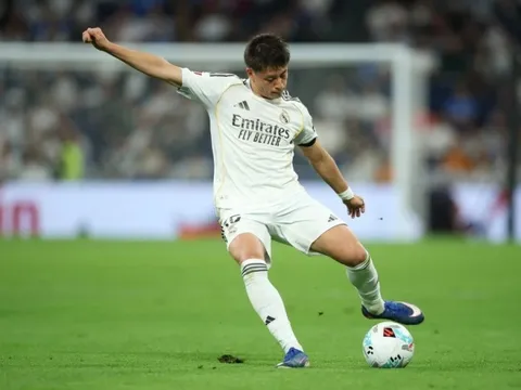 Premier League 'dậy sóng' vì Guler