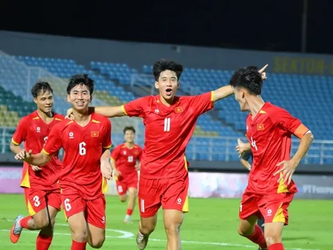Phản ứng của CĐV Đông Nam Á khi U17 Việt Nam hạ gục Malaysia