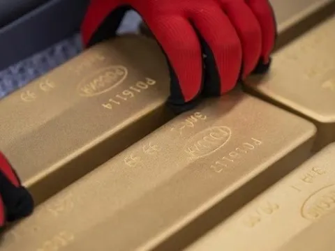 Giá vàng hôm nay 25/4/2026 'mất định hướng', đến lúc các Quỹ lớn xả hàng? Một góc nhìn khác vẫn cho thấy đà tăng chưa kết thúc