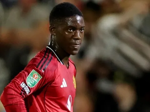 Pogba dành lời khuyên cho Mainoo