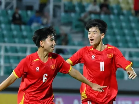 Báo Indonesia: 'U17 Việt Nam hủy diệt Malaysia'