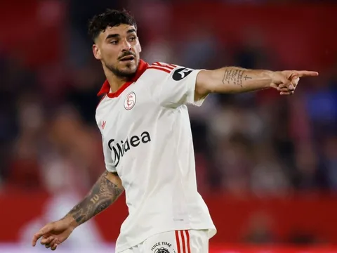 Nhà vô địch châu Âu trước ngưỡng cửa rớt hạng