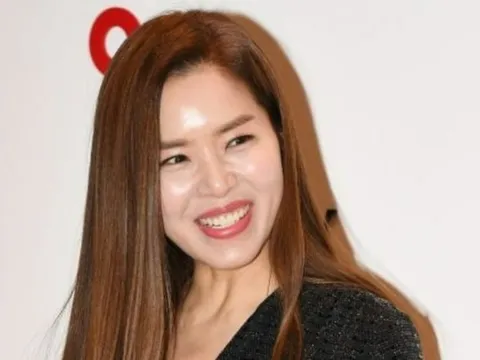 Nữ diễn viên hài Kim Ji Sun khoe vóc dáng săn chắc