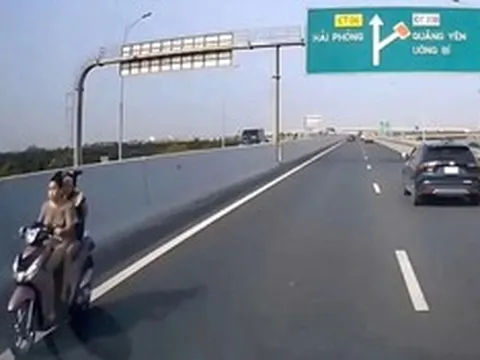 Vụ 2 thiếu nữ trẻ "đầu trần" phóng xe máy ngược chiều trên cao tốc: Phạt cả người lái lẫn chủ xe