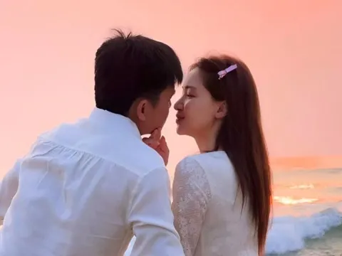 Hạnh phúc của Hòa Minzy khi đi thêm bước nữa