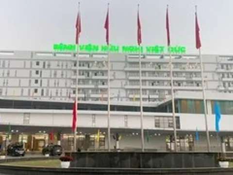 Đề xuất hỗ trợ thêm gần 16 triệu/tháng thu hút y bác sĩ về cơ sở 2 Bạch Mai, Việt Đức