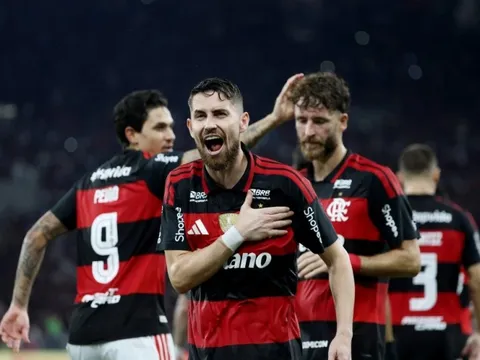 Lịch trình điên rồ của Jorginho và đồng đội