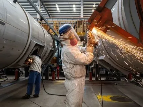 Lợi nhuận ngành công nghiệp Trung Quốc bật tăng mạnh, công nghệ cao dẫn dắt đà tăng trưởng