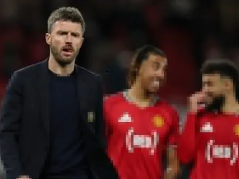 Carrick dùng 'bài cũ' của Amorim?