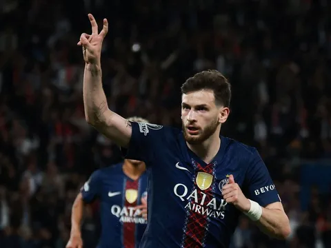 PSG và Bayern tạo nên màn rượt đuổi chấn động thế giới