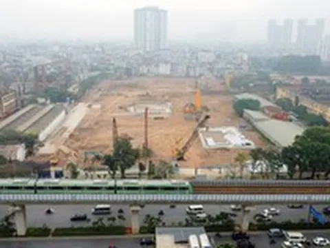 Nguy cơ dư cung căn hộ cao cấp “phủ bóng” thị trường bất động sản