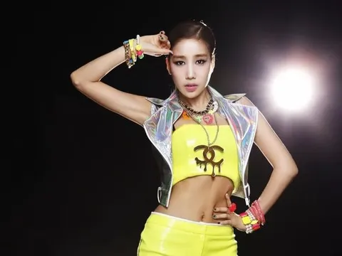 Thực tế tàn khốc của thần tượng K-Pop hết thời