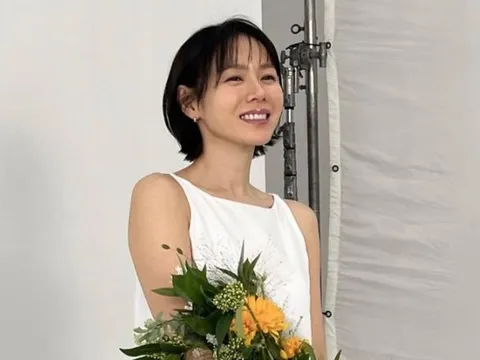 Ảnh hiếm của Son Ye Jin bên quý tử đầu lòng