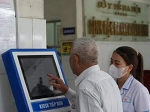 Lỗi hệ thống BHYT trên diện rộng, người bệnh có bị mất quyền lợi khi đi khám?